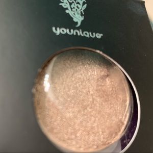 Younique pressed shadow